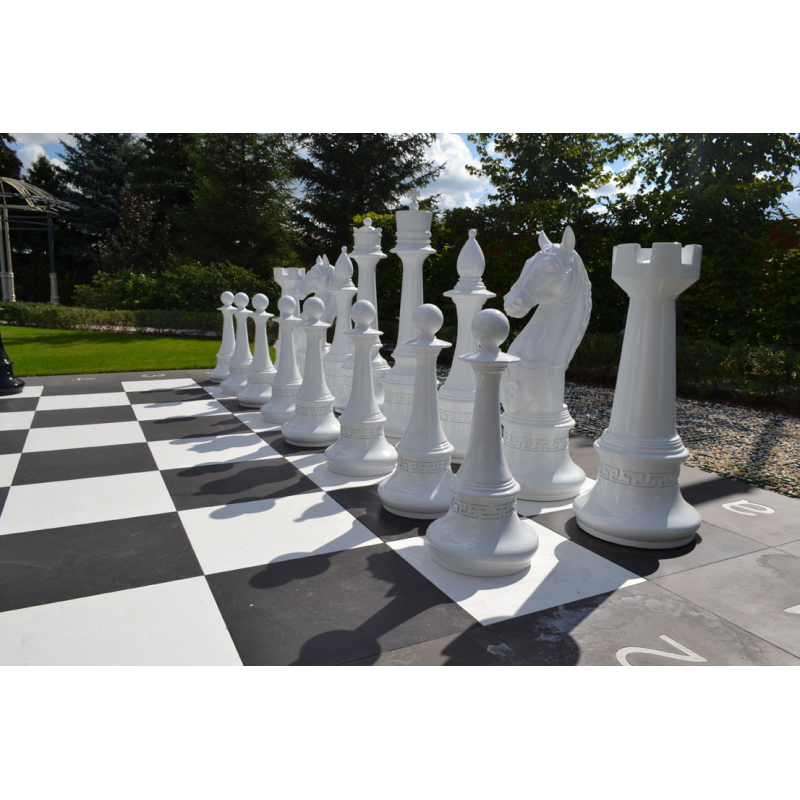 Гігантські фігури. Окремі шахи. Склопластик.